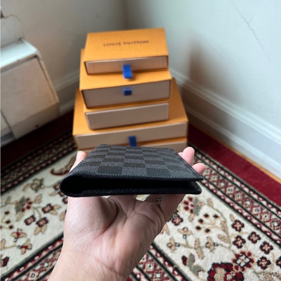 Louis Vuitton Graphite Bifold Wallet - Picture 2 of 9